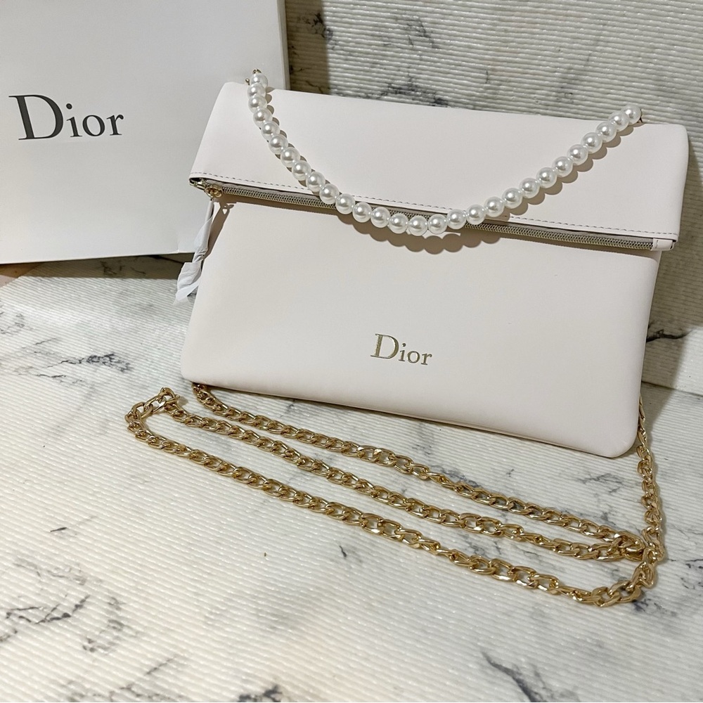 Dior Beauty Beige Faux Leather Bag - Picture 12 of 15
